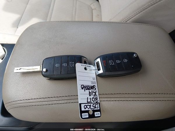 2017 KIA SORENTO 2.4L LX