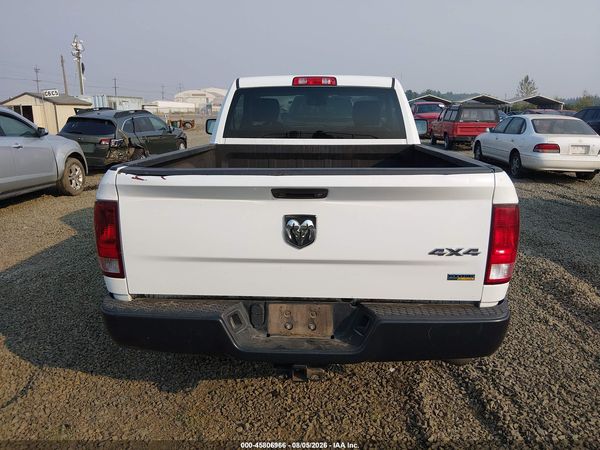 2017 RAM 1500 TRADESMAN  4X4 6'4 BOX
