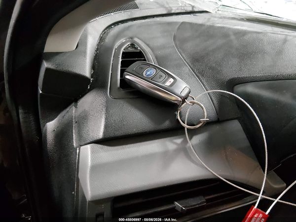 2025 SUBARU CROSSTREK LIMITED — I11