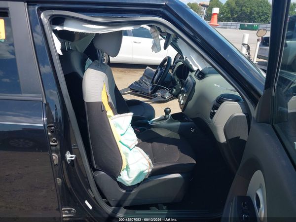 2019 KIA SOUL Base