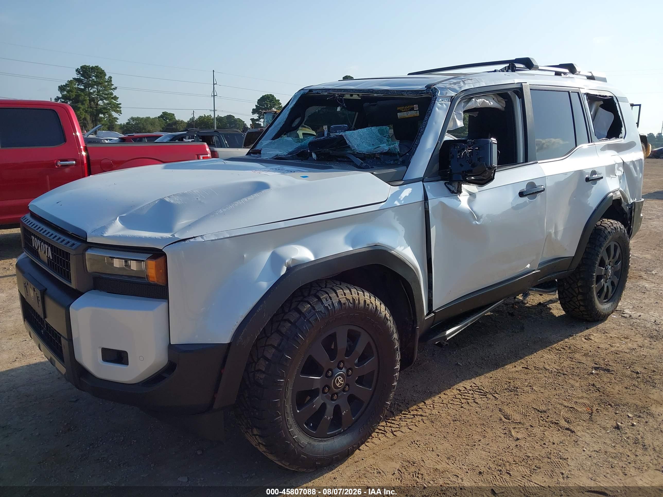 2025 TOYOTA LAND CRUISER — I2