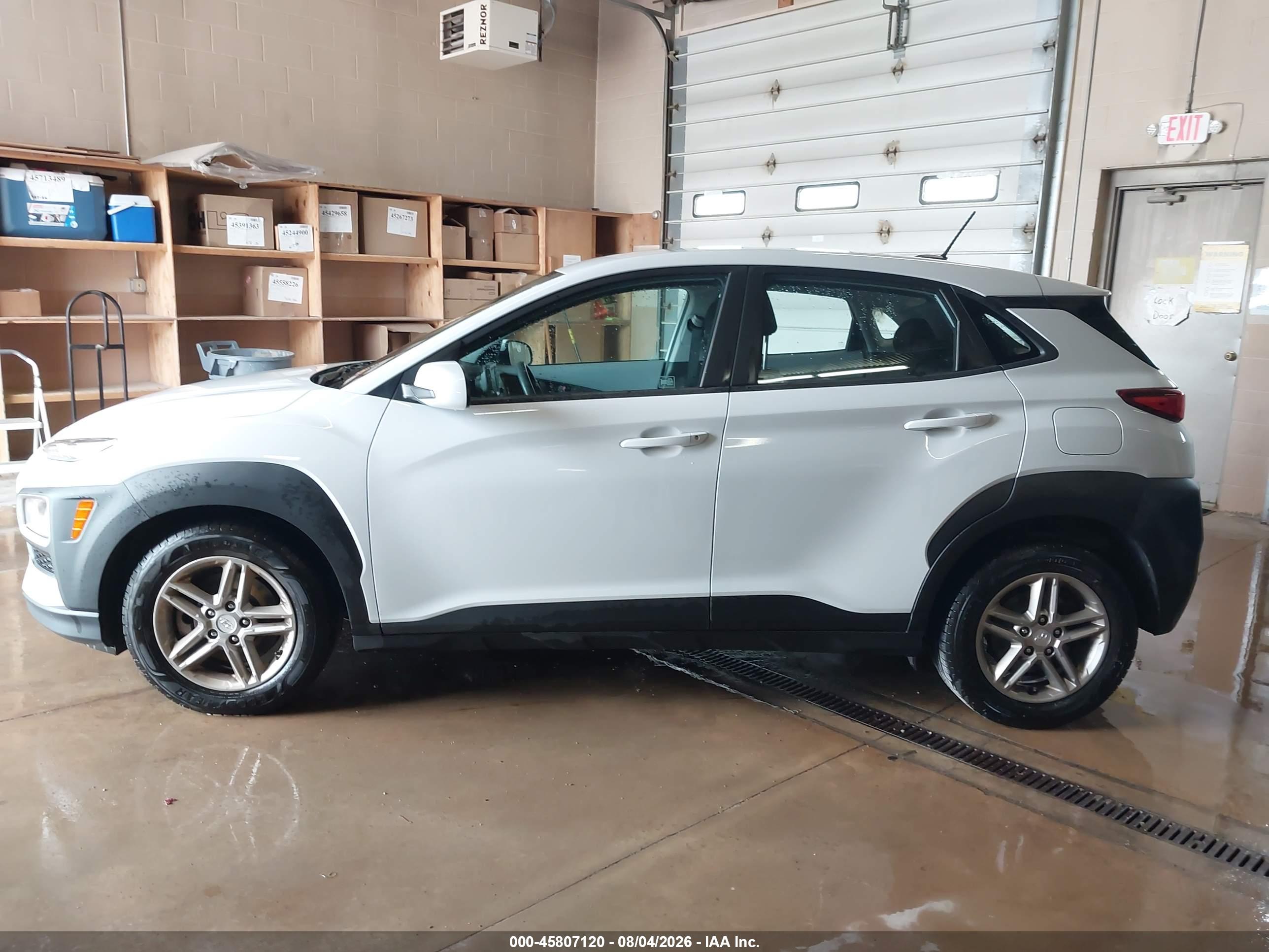 2020 HYUNDAI KONA SE
