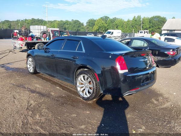 2018 CHRYSLER 300 LIMITED