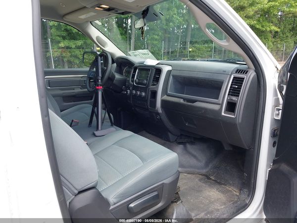 2017 RAM 1500 TRADESMAN  4X2 8' BOX