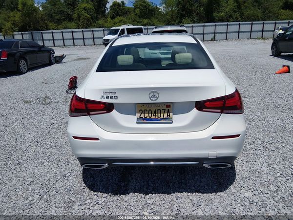 2019 MERCEDES-BENZ A 220 A220