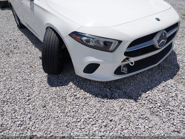 2019 MERCEDES-BENZ A 220 A220