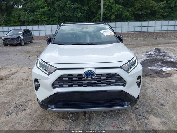 2019 TOYOTA RAV4 HYBRID XSE