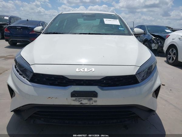 2024 KIA FORTE LX