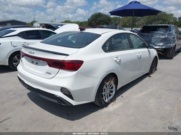 2024 KIA FORTE LX