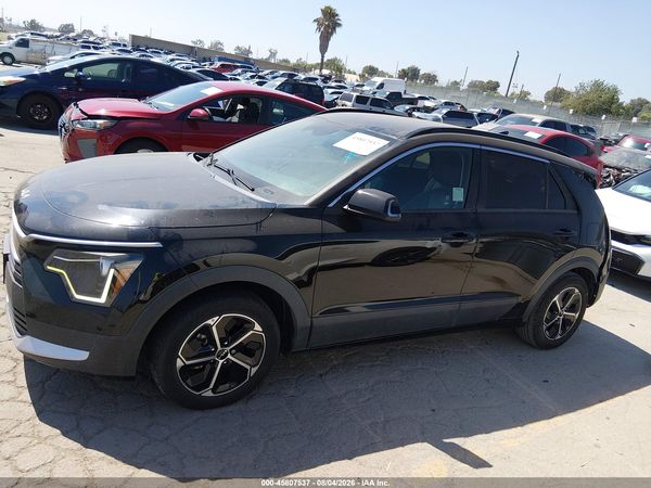 2023 KIA NIRO EX