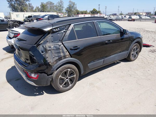 2023 KIA NIRO EX