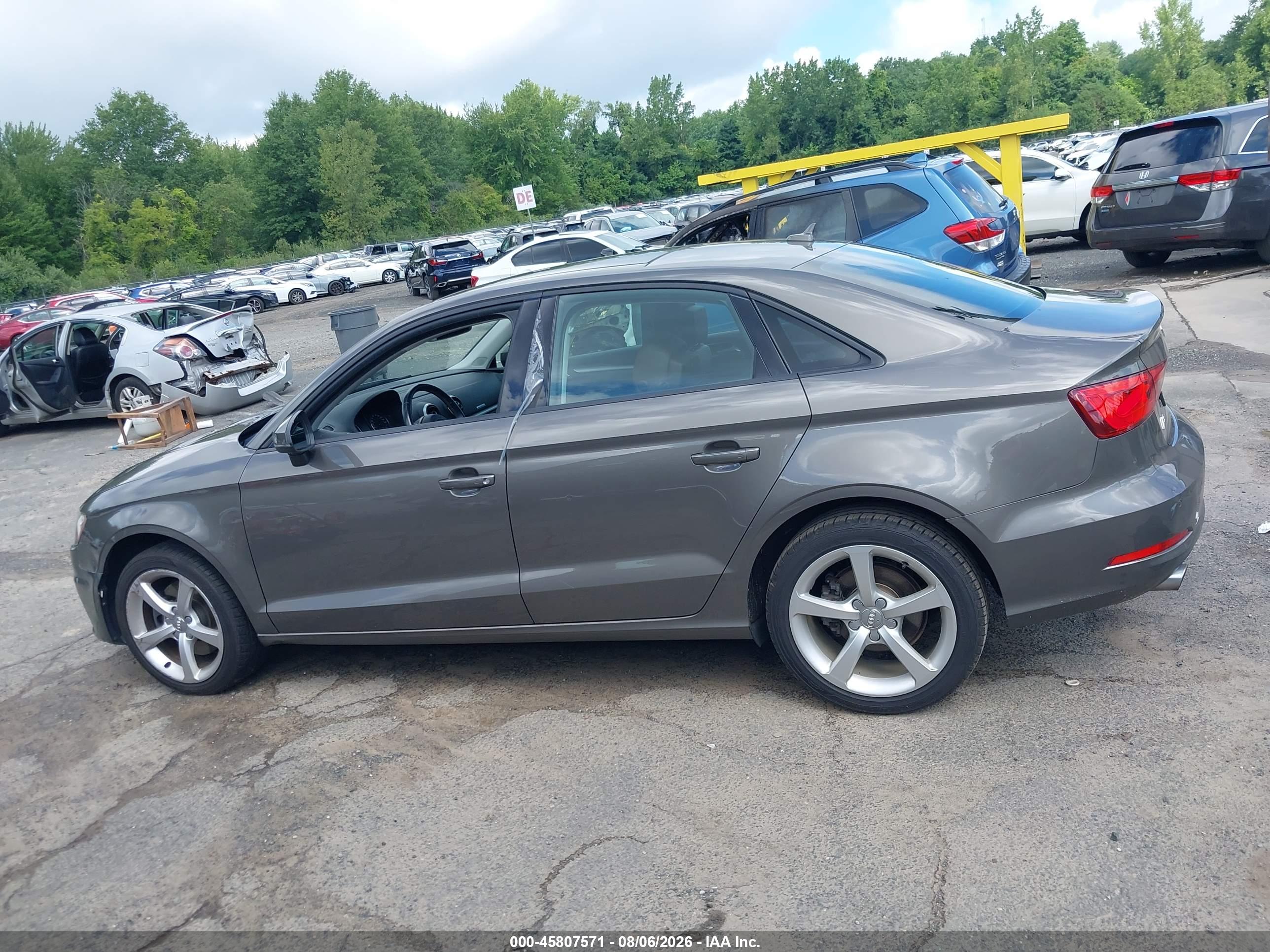 2016 AUDI A3 2.0T PREMIUM