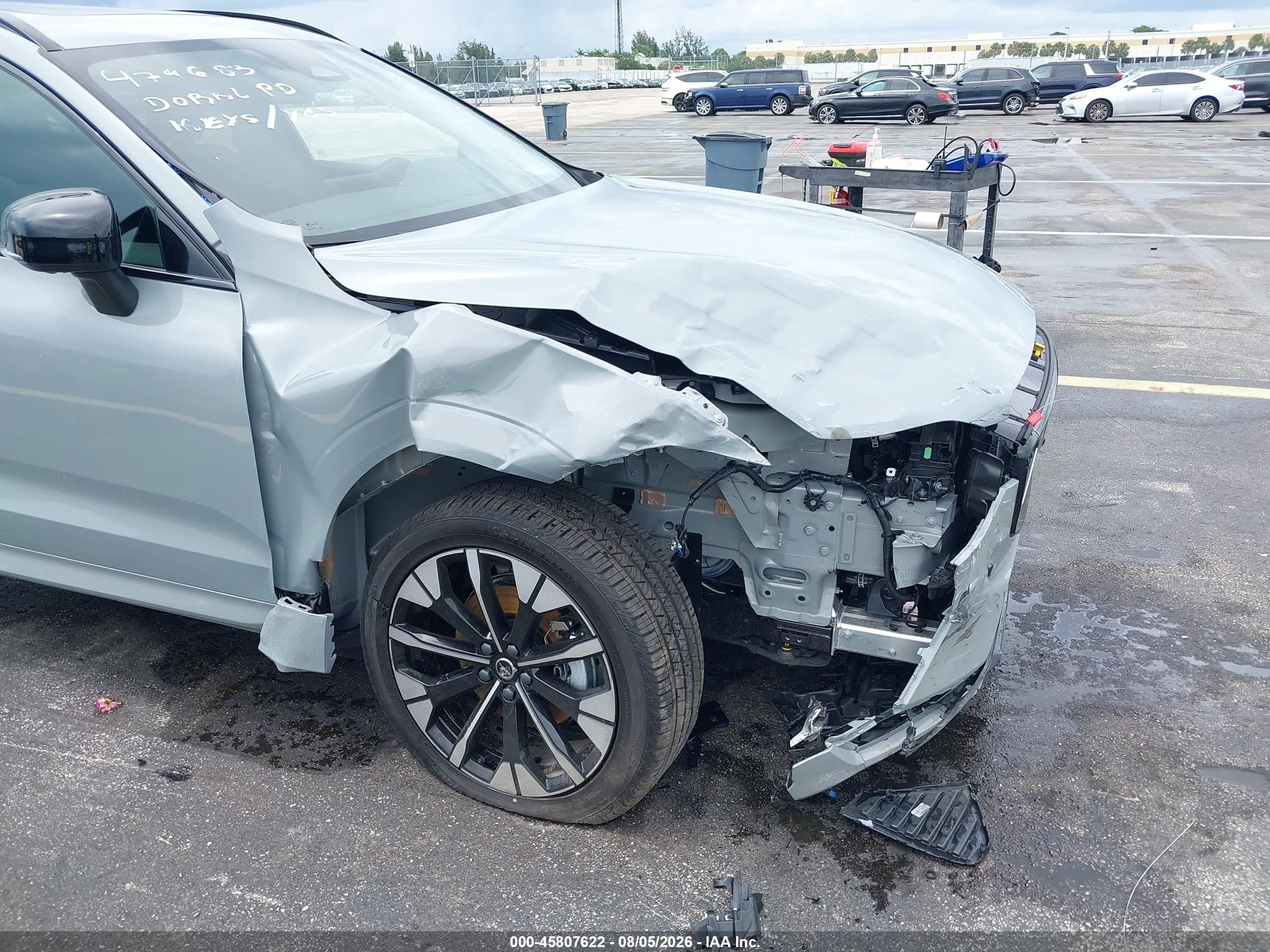 2026 VOLVO XC60 B5 PLUS