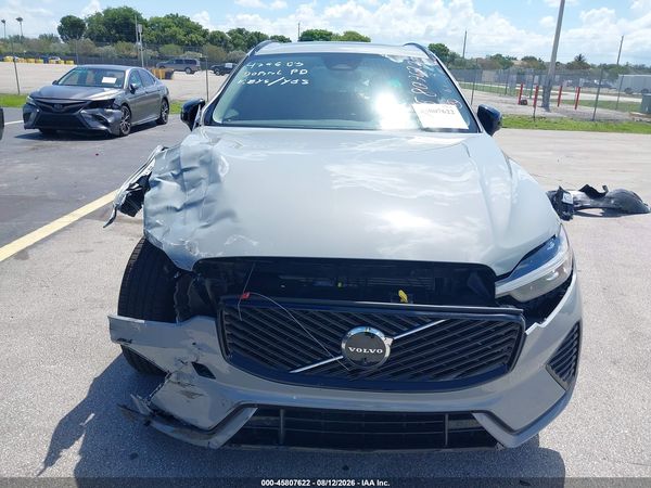 2026 VOLVO XC60 B5 PLUS