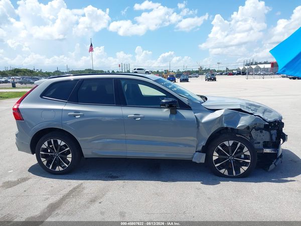 2026 VOLVO XC60 B5 PLUS