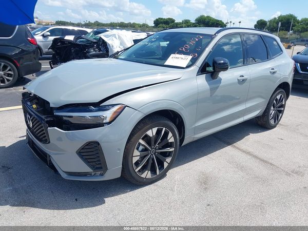 2026 VOLVO XC60 B5 PLUS