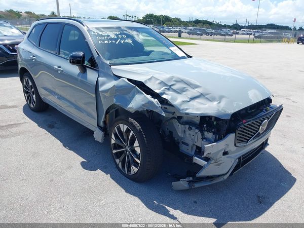2026 VOLVO XC60 B5 PLUS