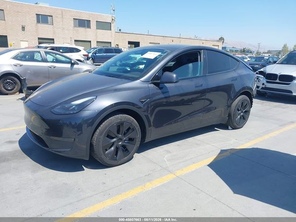 2025 TESLA MODEL Y