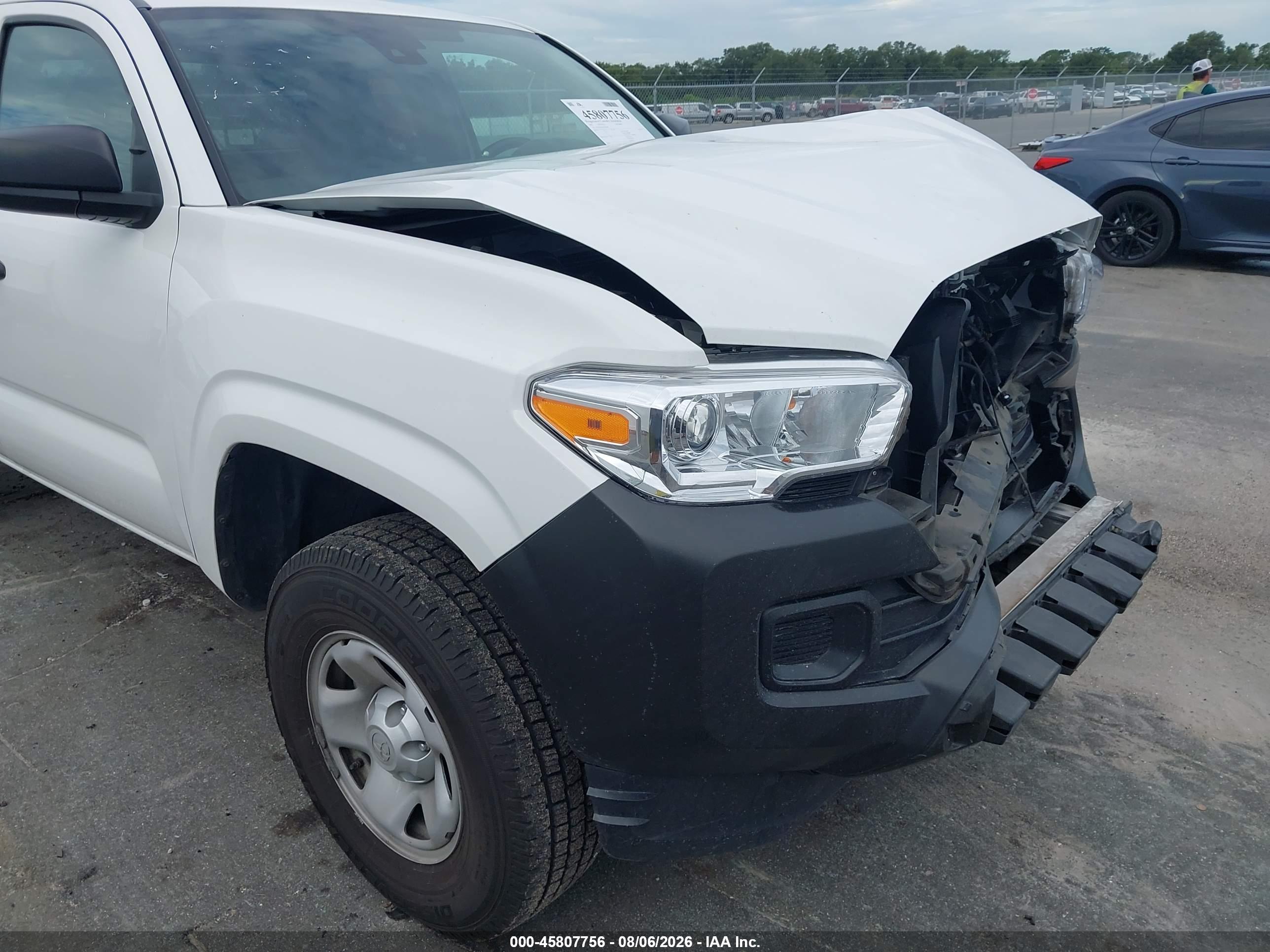 2022 TOYOTA TACOMA SR