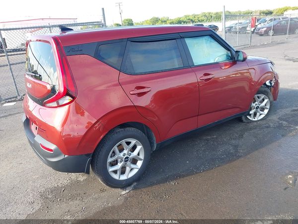 2022 KIA SOUL LX