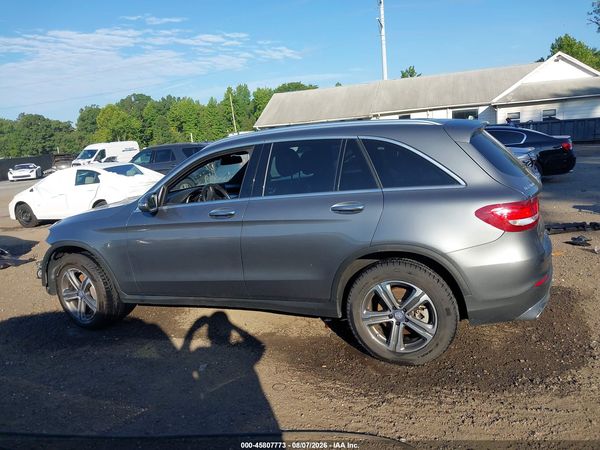 2017 MERCEDES-BENZ GLC 300