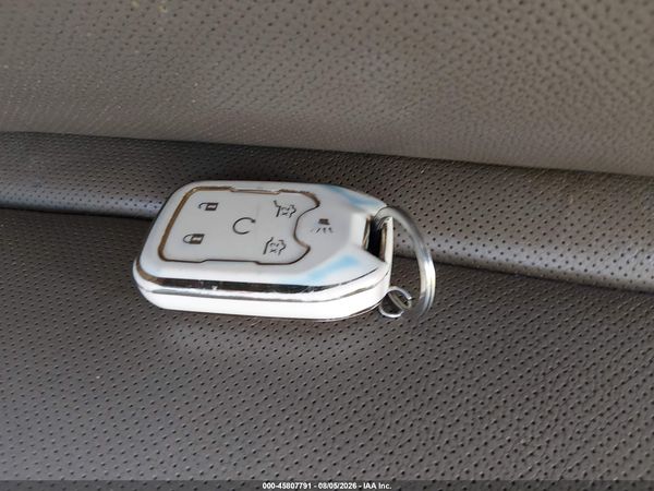 2015 CHEVROLET TAHOE LTZ — I11