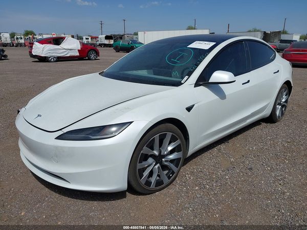 2025 TESLA MODEL 3