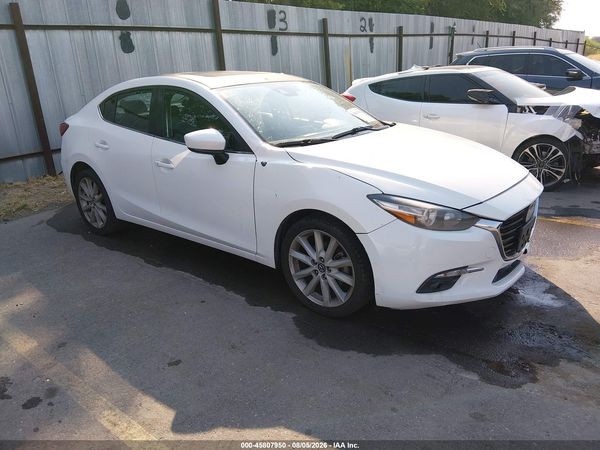2017 MAZDA MAZDA3 TOURING