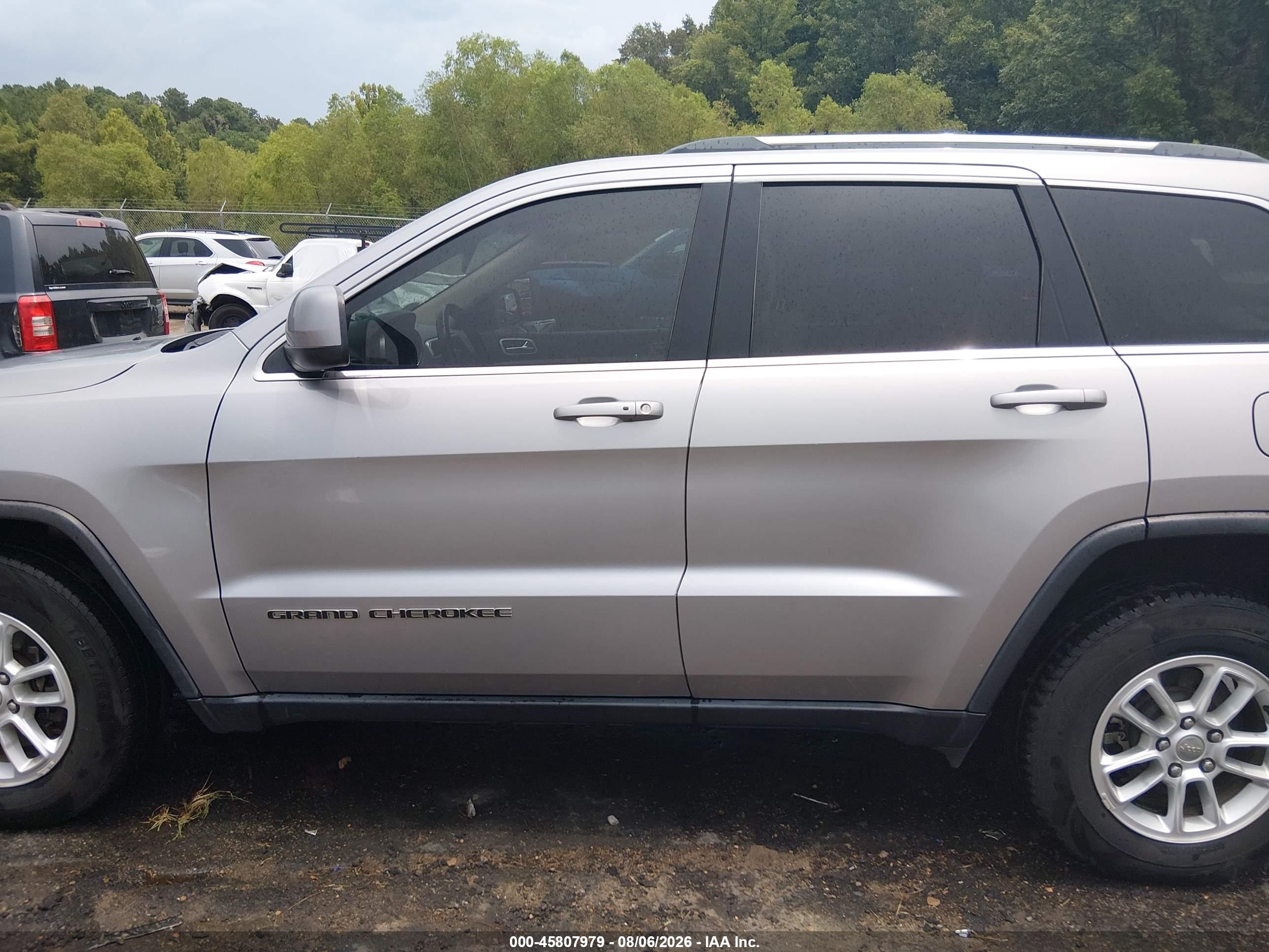 2020 JEEP GRAND CHEROKEE LAREDO E 4X2