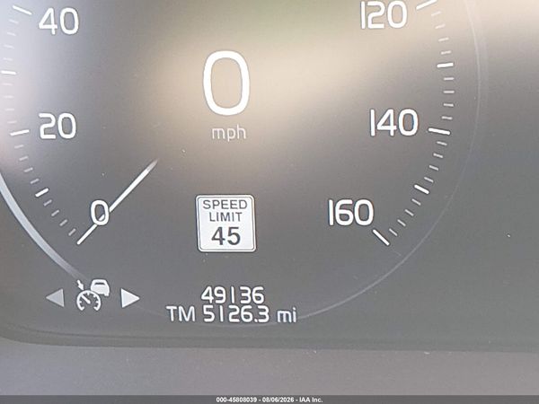 2021 VOLVO XC90