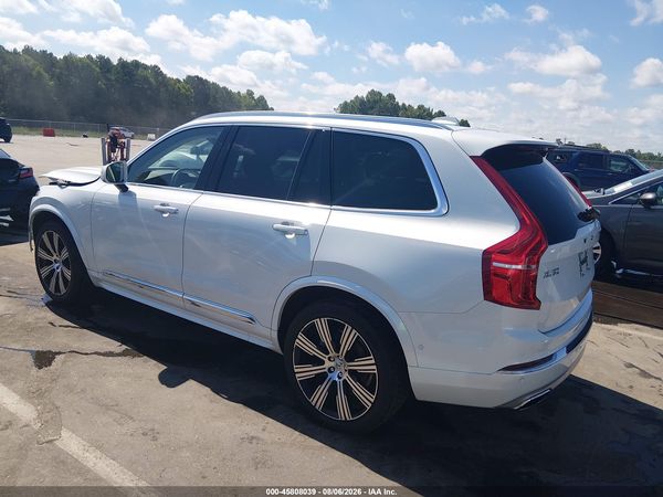 2021 VOLVO XC90