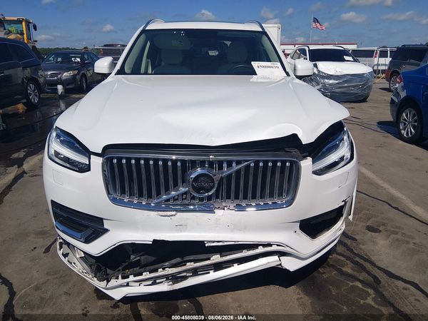 2021 VOLVO XC90