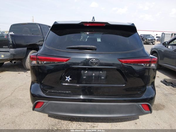 2022 TOYOTA HIGHLANDER L