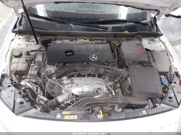 2021 MERCEDES-BENZ A 220 A220