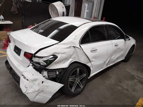 2021 MERCEDES-BENZ A 220 A220