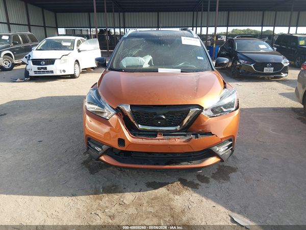 2018 NISSAN KICKS SR — I6
