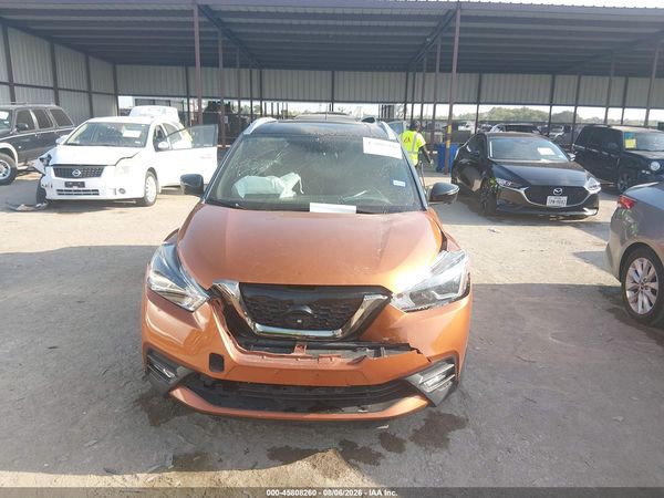2018 NISSAN KICKS SR — I115