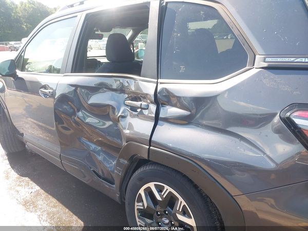 2025 SUBARU FORESTER PREMIUM — I153