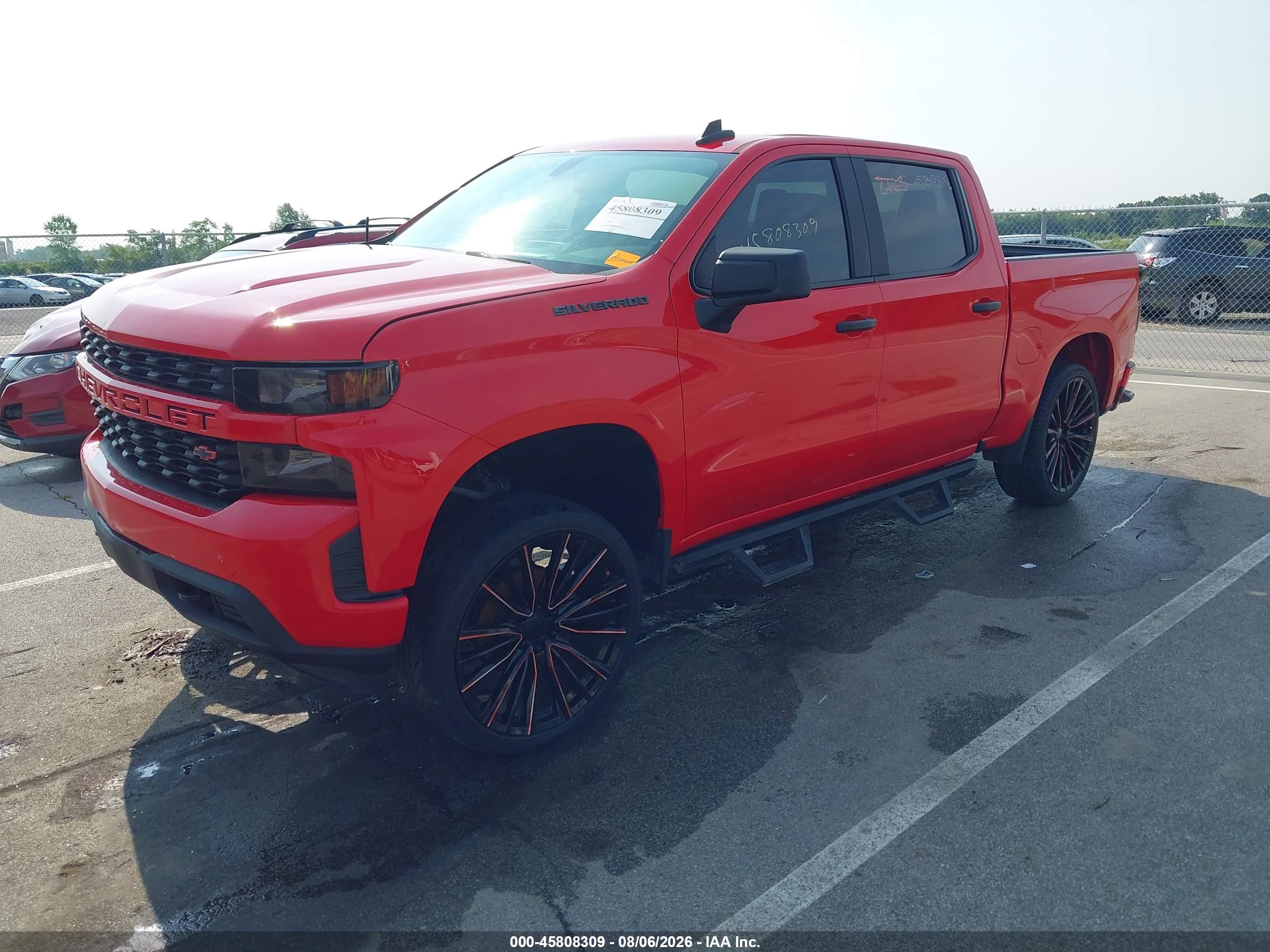 2020 CHEVROLET SILVERADO 1500 4WD  SHORT BED CUSTOM — I2