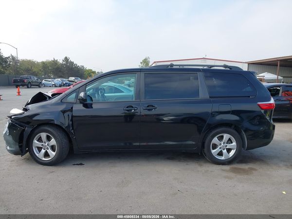 2016 TOYOTA SIENNA LE 8 PASSENGER