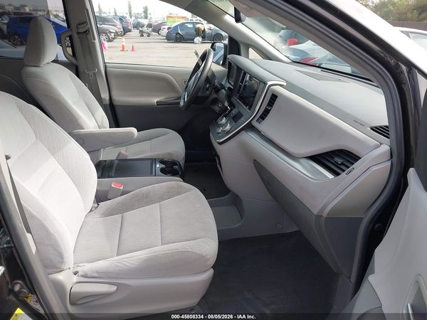 2016 TOYOTA SIENNA LE 8 PASSENGER