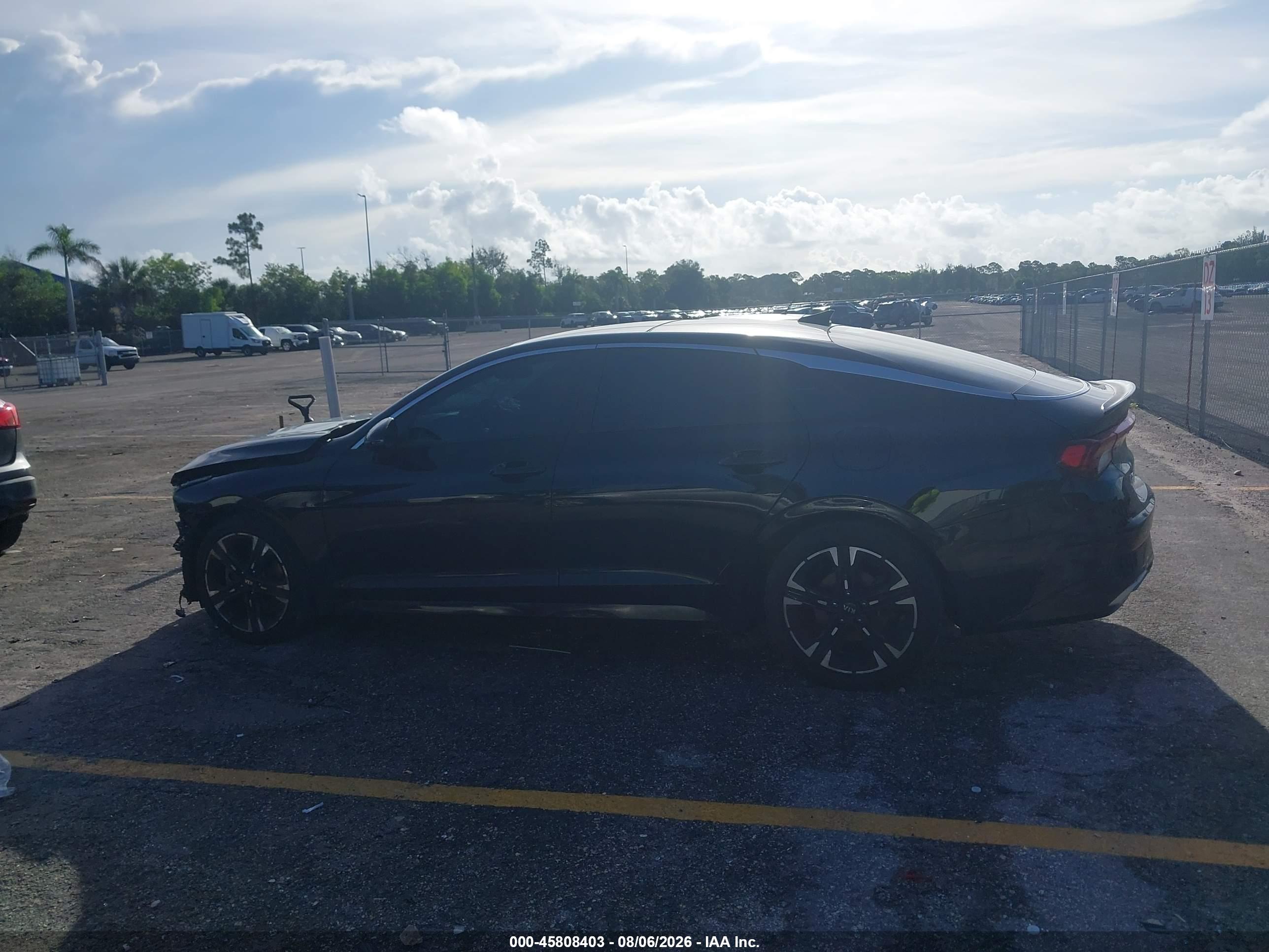 2021 KIA K5 GT-LINE