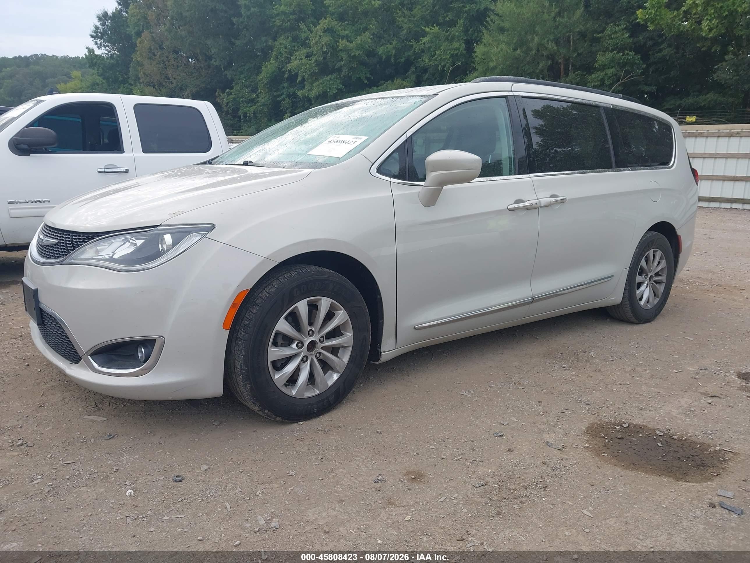 2017 CHRYSLER PACIFICA TOURING-L