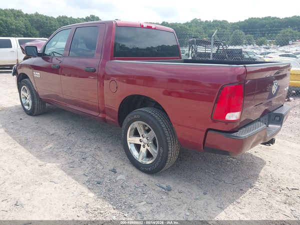 2017 RAM 1500 EXPRESS  4X4 5'7 BOX