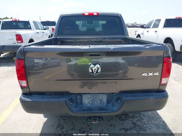 2020 RAM 1500 CLASSIC TRADESMAN  4X4 5'7 BOX