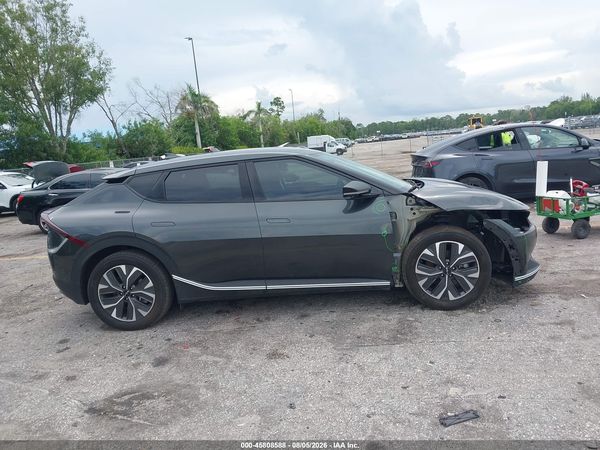 2024 KIA EV6 LIGHT LONG RANGE