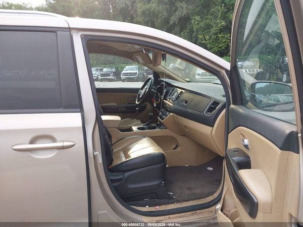 2017 KIA SEDONA LX