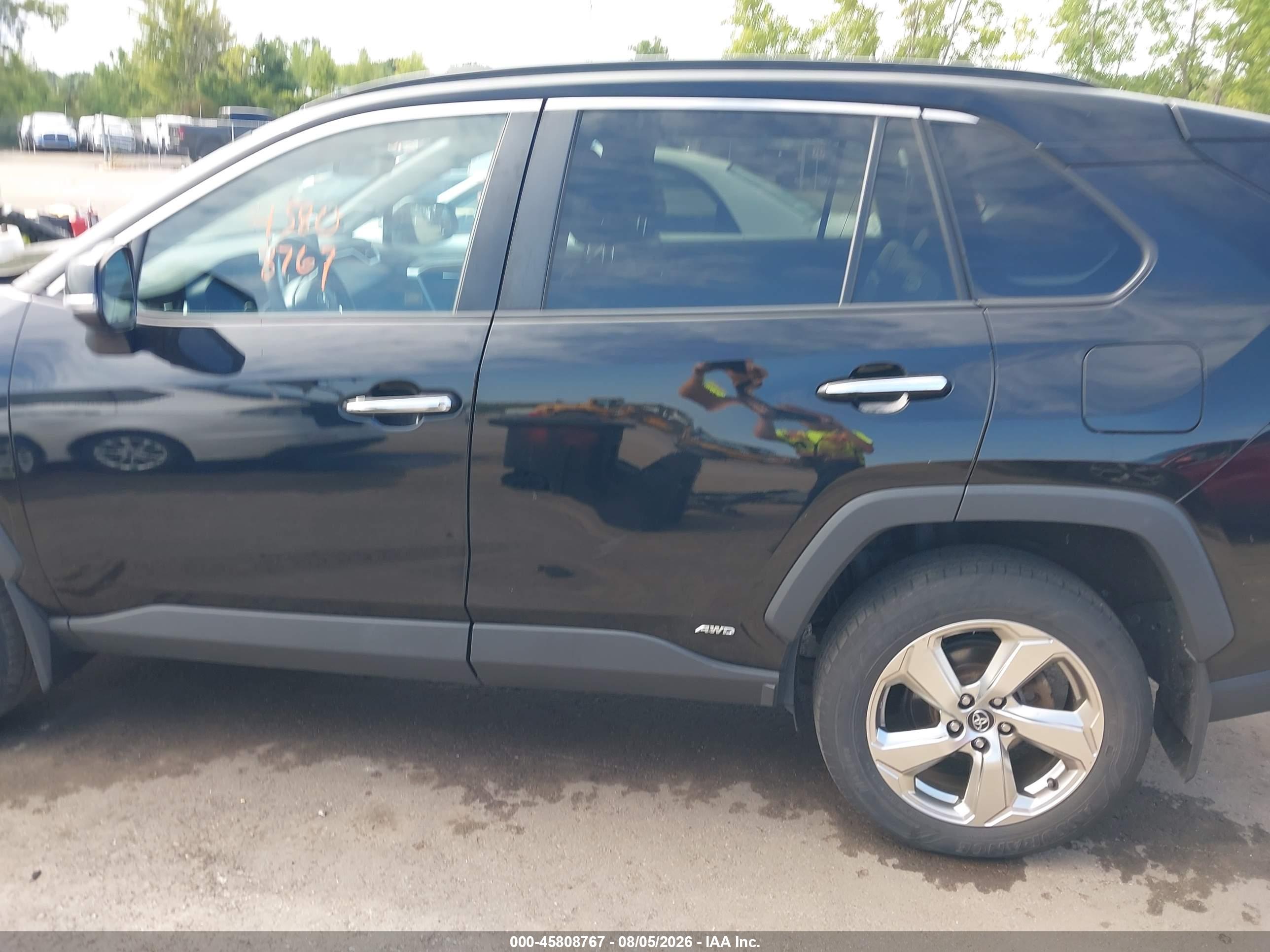 2020 TOYOTA RAV4 HYBRID LIMITED