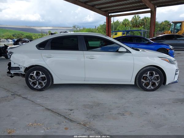 2019 KIA FORTE LXS