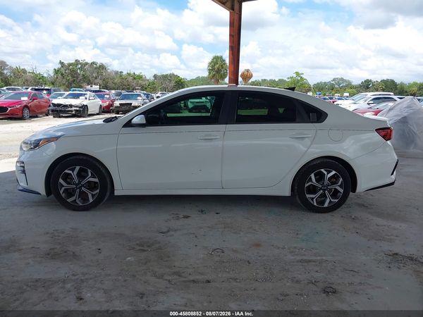 2019 KIA FORTE LXS